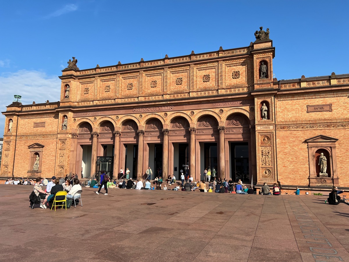 Eingang der Hamburger Kunsthalle